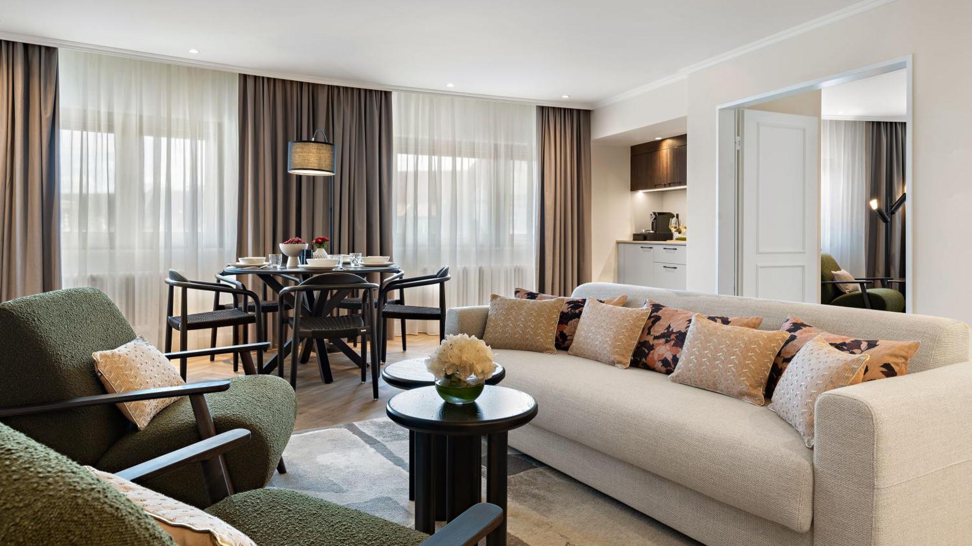 فندق بريستول برلين المظهر الخارجي الصورة A suite at the Mandarin Oriental, Munich